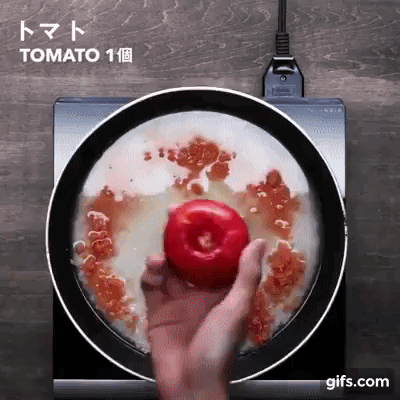 Kh&ocirc;ng c&oacute; thời gian, t&ocirc;i cho gạo v&agrave; 1 quả c&agrave; chua v&agrave;o chảo để nấu cơm, cả nh&agrave; tấm tắc khen th&agrave;nh phẩm xuất sắc - Ảnh 4.