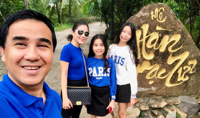 Mới ng&agrave;y n&agrave;o c&ograve;n bụ bẫm, đ&aacute;ng y&ecirc;u, 2 c&ocirc;ng ch&uacute;a nh&agrave; Quyền Linh giờ đ&acirc;y đ&atilde; lớn v&agrave; sở hữu chiều cao vượt trội - Ảnh 1.
