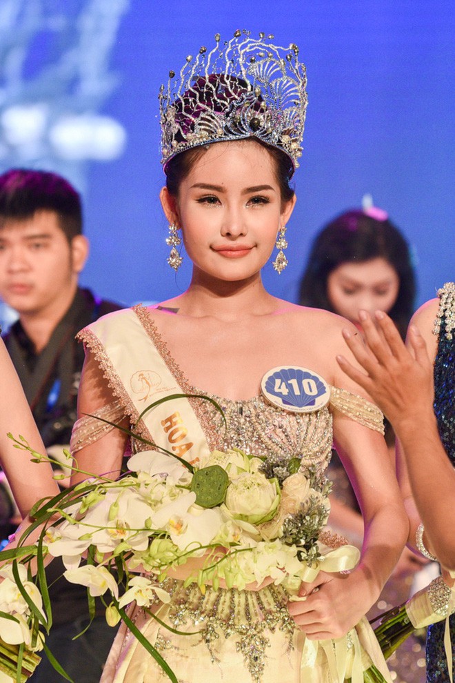 Lê Âu Ngân Anh tuyên bố lý do không trả lại vương miện Hoa hậu - Ảnh 1. Lê Âu Ngân Anh tuyên bố lý do không trả lại vương miện Hoa hậu - Ảnh 1.