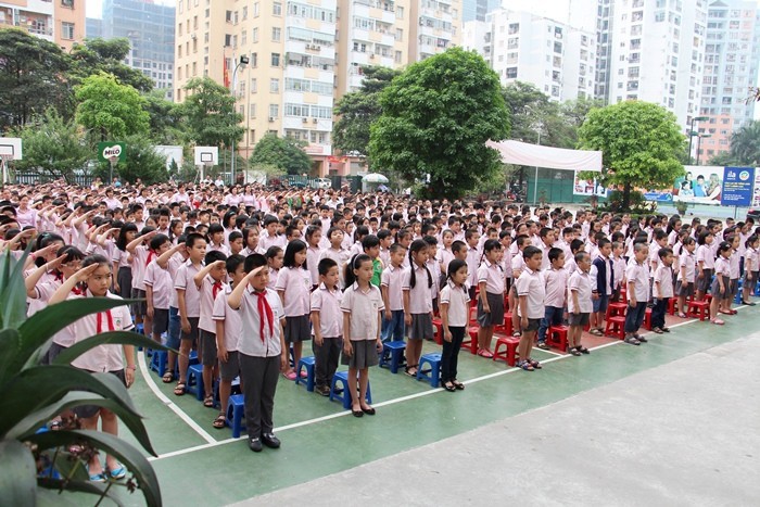 Phát hiện thêm sạn gây tranh cãi trong Hậu Duệ Mặt Trời bản Việt - Ảnh 7. Phát hiện thêm sạn gây tranh cãi trong Hậu Duệ Mặt Trời bản Việt - Ảnh 7.
