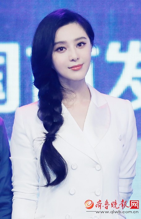 Truyền th&ocirc;ng quốc tế cũng b&agrave;ng ho&agrave;ng v&igrave; &aacute;n phạt trốn thuế d&agrave;nh cho Phạm Băng Băng: Số tiền nộp phạt cao hơn cả Ronaldo, Messi - Ảnh 5.