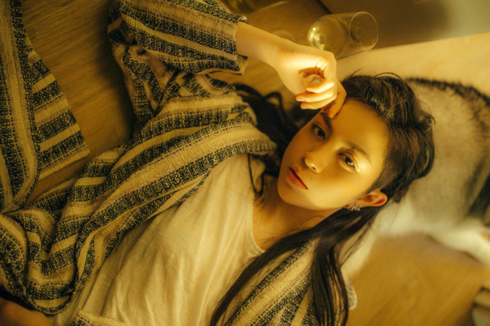 Gil Lê hé lộ chuyện tình buồn với Chipu qua bản ballad đầy da diết? - Ảnh 3. Gil Lê hé lộ chuyện tình buồn với Chipu qua bản ballad đầy da diết? - Ảnh 3.