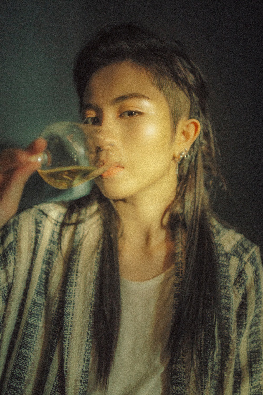 Gil Lê hé lộ chuyện tình buồn với Chipu qua bản ballad đầy da diết? - Ảnh 2. Gil Lê hé lộ chuyện tình buồn với Chipu qua bản ballad đầy da diết? - Ảnh 2.