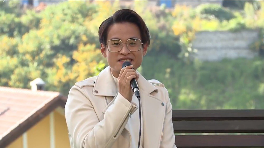 Hà Anh Tuấn tiếp tục lập kỷ lục lần thứ 3 khi toàn bộ số vé concert bán hết trong tích tắc - Ảnh 1. Hà Anh Tuấn tiếp tục lập kỷ lục lần thứ 3 khi toàn bộ số vé concert bán hết trong tích tắc - Ảnh 1.