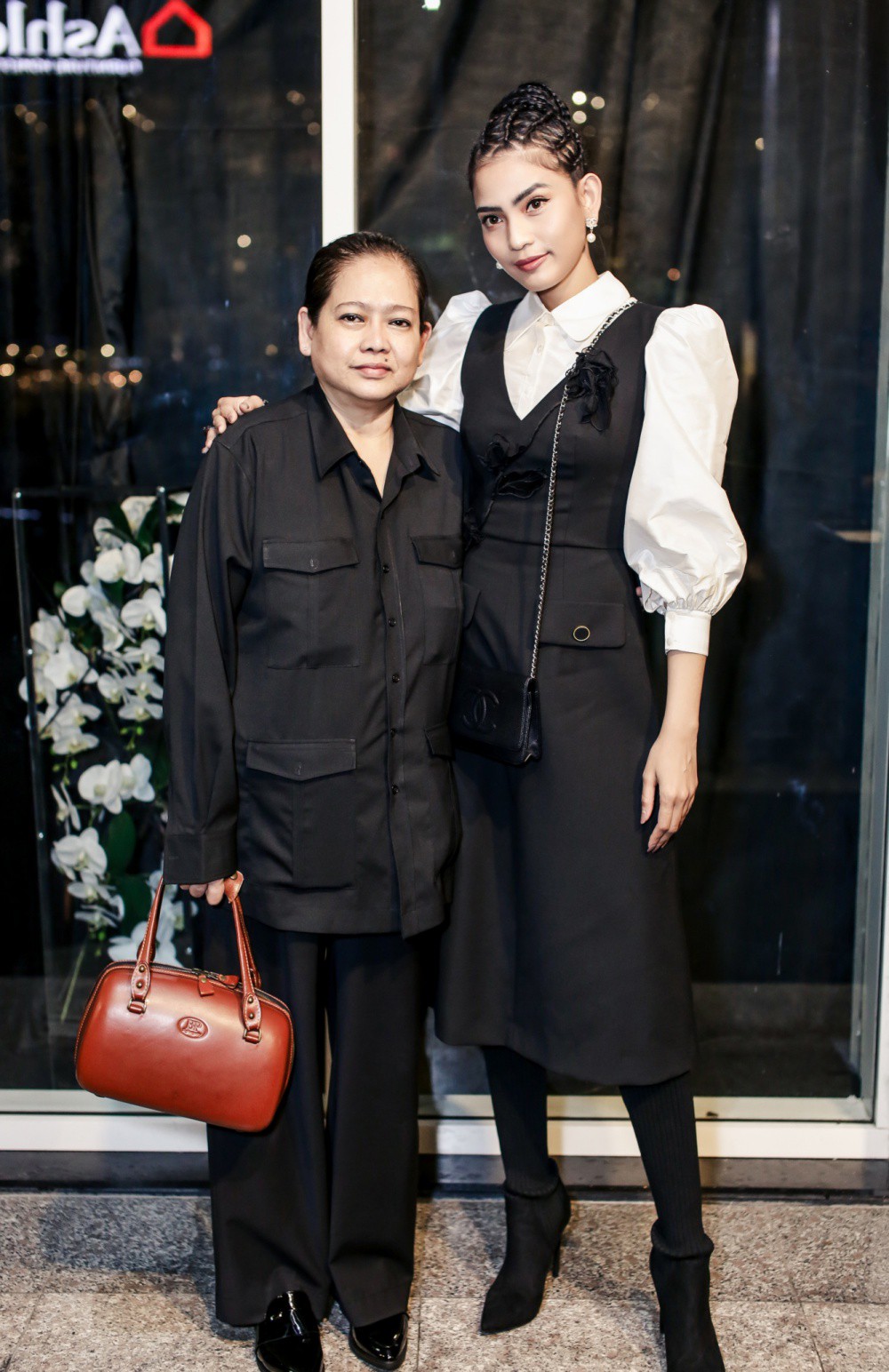 Hồ Ngọc Hà hiếm hoi xuất hiện cạnh Lệ Quyên trong cùng một khung hình, cả hai cười rất vui vẻ - Ảnh 7. Hồ Ngọc Hà hiếm hoi xuất hiện cạnh Lệ Quyên trong cùng một khung hình, cả hai cười rất vui vẻ - Ảnh 7.