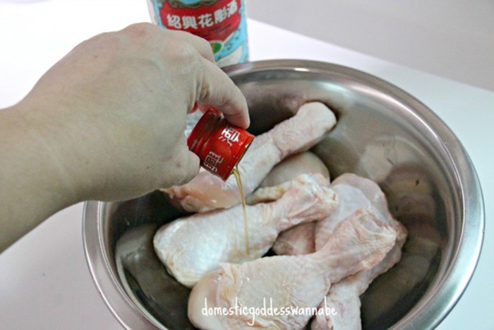 Cho cả đùi gà vào nồi cơm điện nấu một thể, tôi bị mẹ chồng mắng nhưng món ăn của tôi khiến bà kinh ngạc - Ảnh 2. Cho cả đùi gà vào nồi cơm điện nấu một thể, tôi bị mẹ chồng mắng nhưng món ăn của tôi khiến bà kinh ngạc - Ảnh 2.