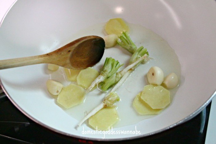 Cho cả đùi gà vào nồi cơm điện nấu một thể, tôi bị mẹ chồng mắng nhưng món ăn của tôi khiến bà kinh ngạc - Ảnh 4. Cho cả đùi gà vào nồi cơm điện nấu một thể, tôi bị mẹ chồng mắng nhưng món ăn của tôi khiến bà kinh ngạc - Ảnh 4.