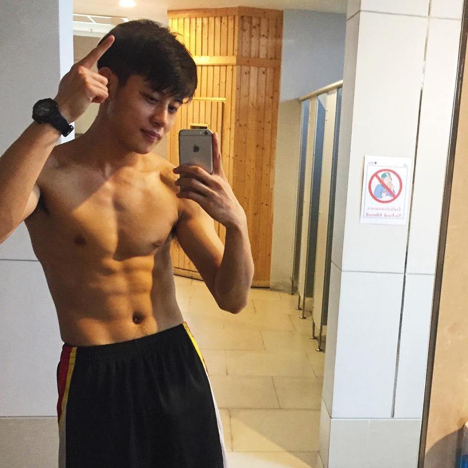 Soi body và mặt mộc của hotboy The Face Men vừa cầu hôn Hương Giang! - Ảnh 6. Soi body và mặt mộc của hotboy The Face Men vừa cầu hôn Hương Giang! - Ảnh 6.