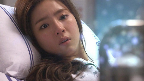 Mẹ chồng lớn tiếng dọa nạt con d&acirc;u vừa sinh ch&aacute;u ngay giữa ph&ograve;ng bệnh, v&agrave; c&acirc;u đ&aacute;p trả nhẹ nh&agrave;ng của n&agrave;ng d&acirc;u khiến b&agrave; tẽn t&ograve;  - Ảnh 1.