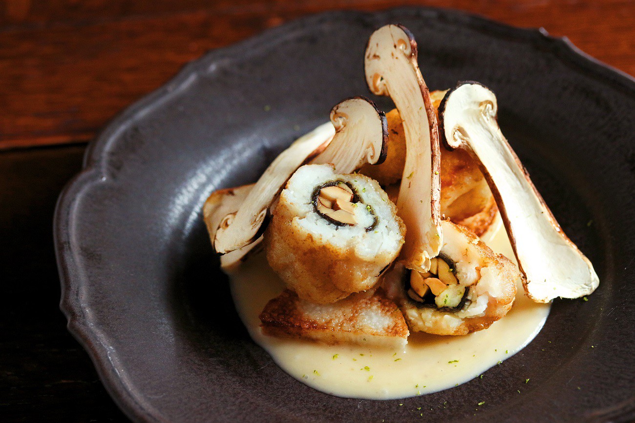 Khám phá matsutake - loại nấm đắt nhất thế giới mang trọn vẹn hương vị mùa thu Nhật Bản, 50 triệu/kg mà vẫn cháy hàng - Ảnh 10. Khám phá matsutake - loại nấm đắt nhất thế giới mang trọn vẹn hương vị mùa thu Nhật Bản, 50 triệu/kg mà vẫn cháy hàng - Ảnh 10.