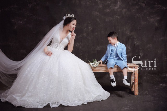“My Sói” Thu Quỳnh: Từ “tú bà” ghê gớm đến bà mẹ một con “ngọt ngào” vạn người mê! - Ảnh 5. “My Sói” Thu Quỳnh: Từ “tú bà” ghê gớm đến bà mẹ một con “ngọt ngào” vạn người mê! - Ảnh 5.