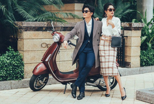 Mix trang phục, phụ kiện sang và chất như cặp đôi hot girl – CEO “cực phẩm” 28 tuổi - Ảnh 9. Mix trang phục, phụ kiện sang và chất như cặp đôi hot girl – CEO “cực phẩm” 28 tuổi - Ảnh 9.