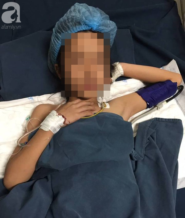 Mẹ bỏ thuốc diệt cỏ v&agrave;o sữa cho 2 con uống: Rớt nước mắt cảnh chị ch&agrave;o em lần cuối trước khi em ra đi - Ảnh 4.