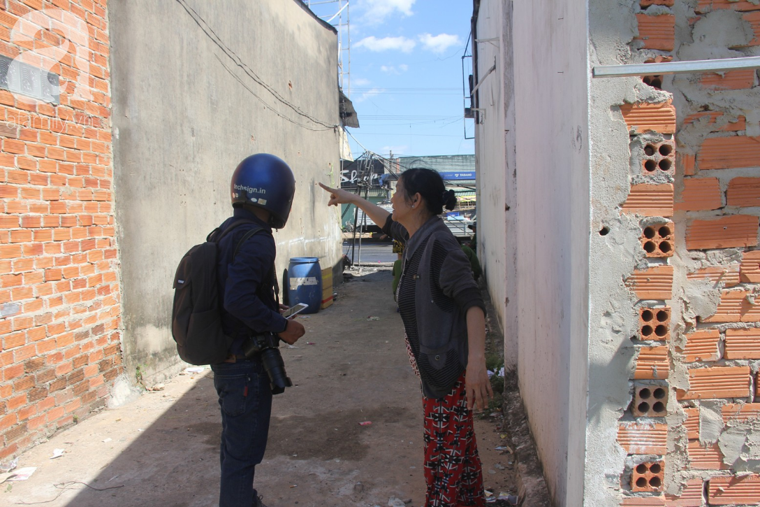 Người d&acirc;n kể lại gi&acirc;y ph&uacute;t xe bồn bốc ch&aacute;y ng&ugrave;n ngụt: Nhiều người chỉ biết la h&eacute;t, đập cửa t&igrave;m c&aacute;ch tho&aacute;t ra  - Ảnh 2.