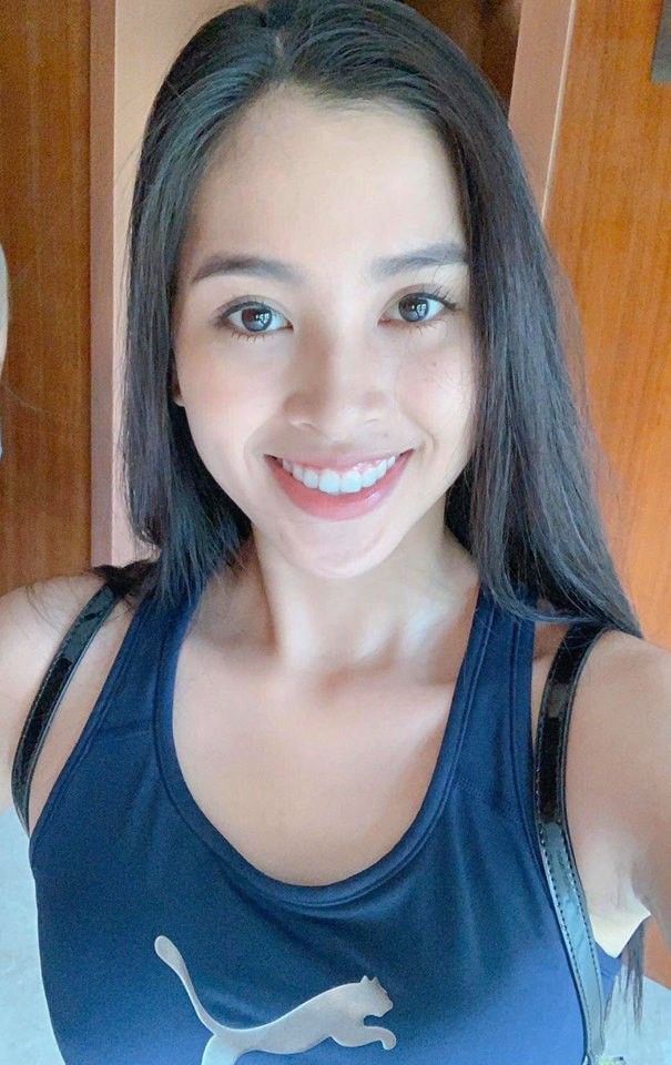 Ảnh selfie sau một ng&agrave;y tập luyện chứng minh đẳng cấp mỹ nh&acirc;n của Tiểu Vy tại Miss World 2018 - Ảnh 4.