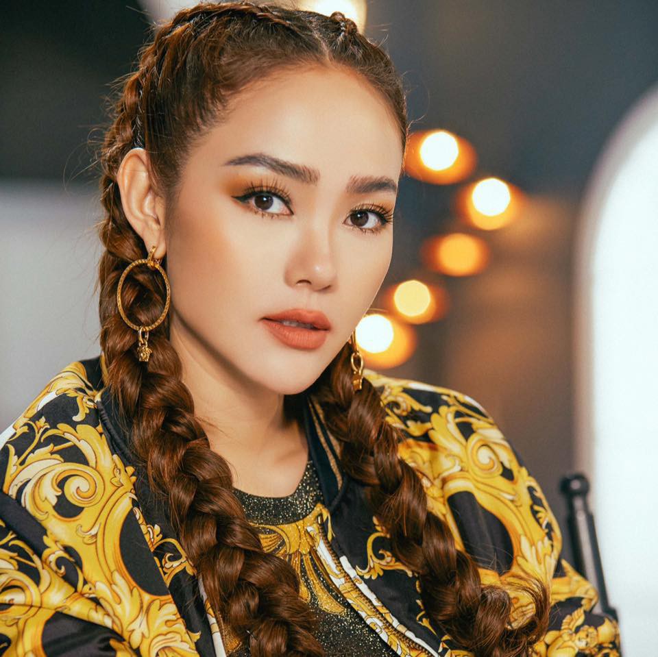 Minh Hằng ở The Face: Thủ lĩnh chân ngắn sẵn sàng xé nát Thanh Hằng - Võ Hoàng Yến - Ảnh 4. Minh Hằng ở The Face: Thủ lĩnh chân ngắn sẵn sàng xé nát Thanh Hằng - Võ Hoàng Yến - Ảnh 4.