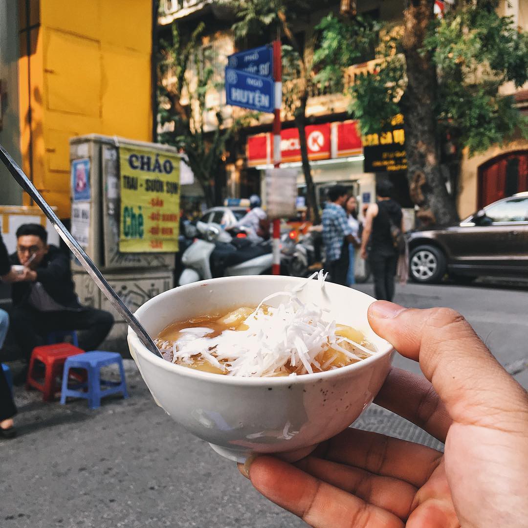 Chiều cuối tháng đẹp trời mà rỗng túi, đây là 6 địa chỉ ăn vặt chỉ 15 ngàn, vừa ngon vừa ấm bụng - Ảnh 1. Chiều cuối tháng đẹp trời mà rỗng túi, đây là 6 địa chỉ ăn vặt chỉ 15 ngàn, vừa ngon vừa ấm bụng - Ảnh 1.