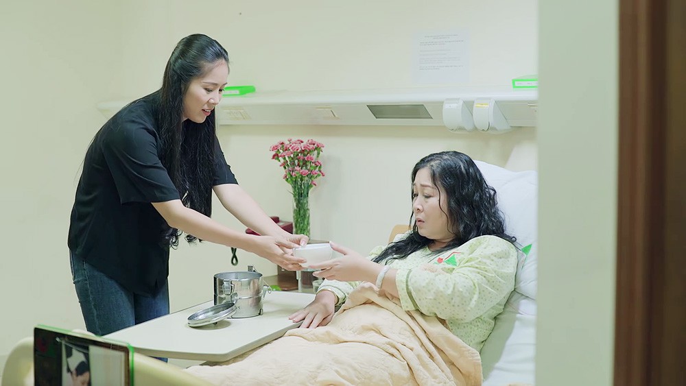 Gạo nếp gạo tẻ: Có một kiểu người ngu muội như bà Mai, bị ung thư vẫn không ngừng tạo nghiệp - Ảnh 2. Gạo nếp gạo tẻ: Có một kiểu người ngu muội như bà Mai, bị ung thư vẫn không ngừng tạo nghiệp - Ảnh 2.