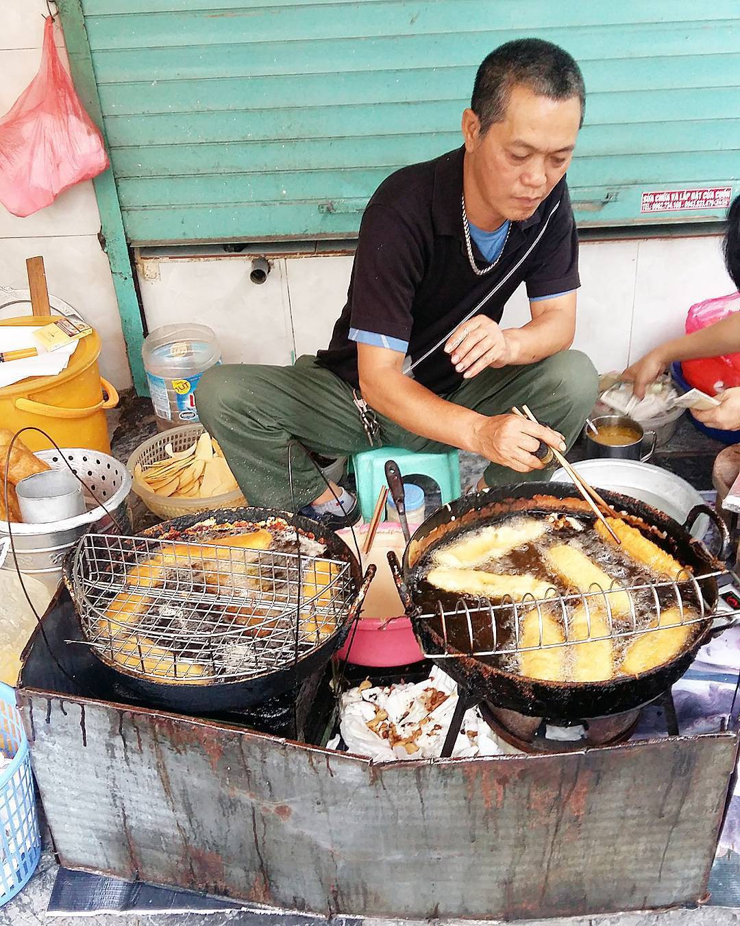 Chiều cuối tháng đẹp trời mà rỗng túi, đây là 6 địa chỉ ăn vặt chỉ 15 ngàn, vừa ngon vừa ấm bụng - Ảnh 12. Chiều cuối tháng đẹp trời mà rỗng túi, đây là 6 địa chỉ ăn vặt chỉ 15 ngàn, vừa ngon vừa ấm bụng - Ảnh 12.
