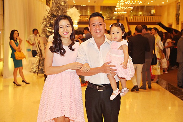 Điều th&uacute; vị về em d&acirc;u xinh đẹp, l&agrave;m diễn vi&ecirc;n nhưng sống k&iacute;n tiếng của MC Quyền Linh - Ảnh 10.