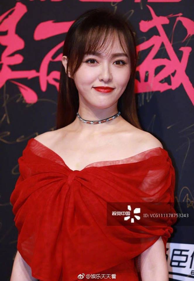 Chùm ảnh không photoshop: Dương Mịch lộ nếp nhăn, Park Min Young - Tần Lam có đẹp như tưởng tượng? - Ảnh 11. Chùm ảnh không photoshop: Dương Mịch lộ nếp nhăn, Park Min Young - Tần Lam có đẹp như tưởng tượng? - Ảnh 11.