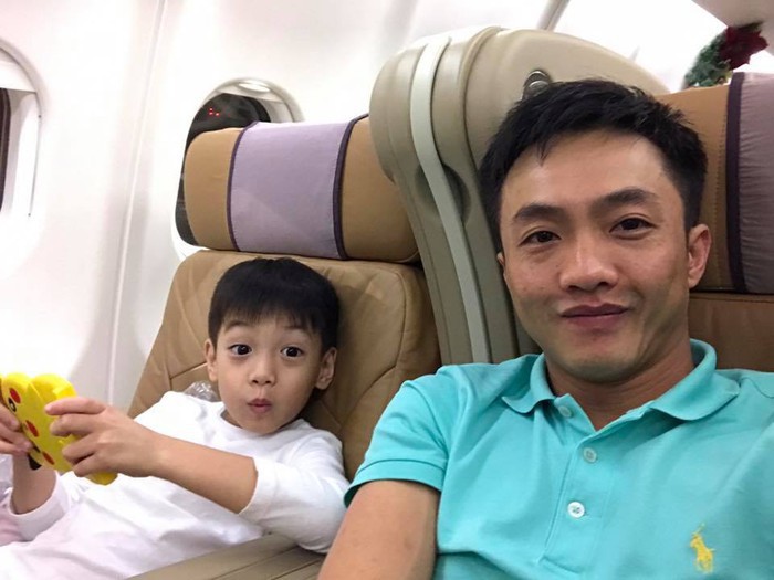 Cuộc sống của những cô chiêu, cậu ấm nhà sao Việt: Ở biệt thự triệu đô, học phí mỗi năm lên đến hàng trăm triệu - Ảnh 13. Cuộc sống của những cô chiêu, cậu ấm nhà sao Việt: Ở biệt thự triệu đô, học phí mỗi năm lên đến hàng trăm triệu - Ảnh 13.