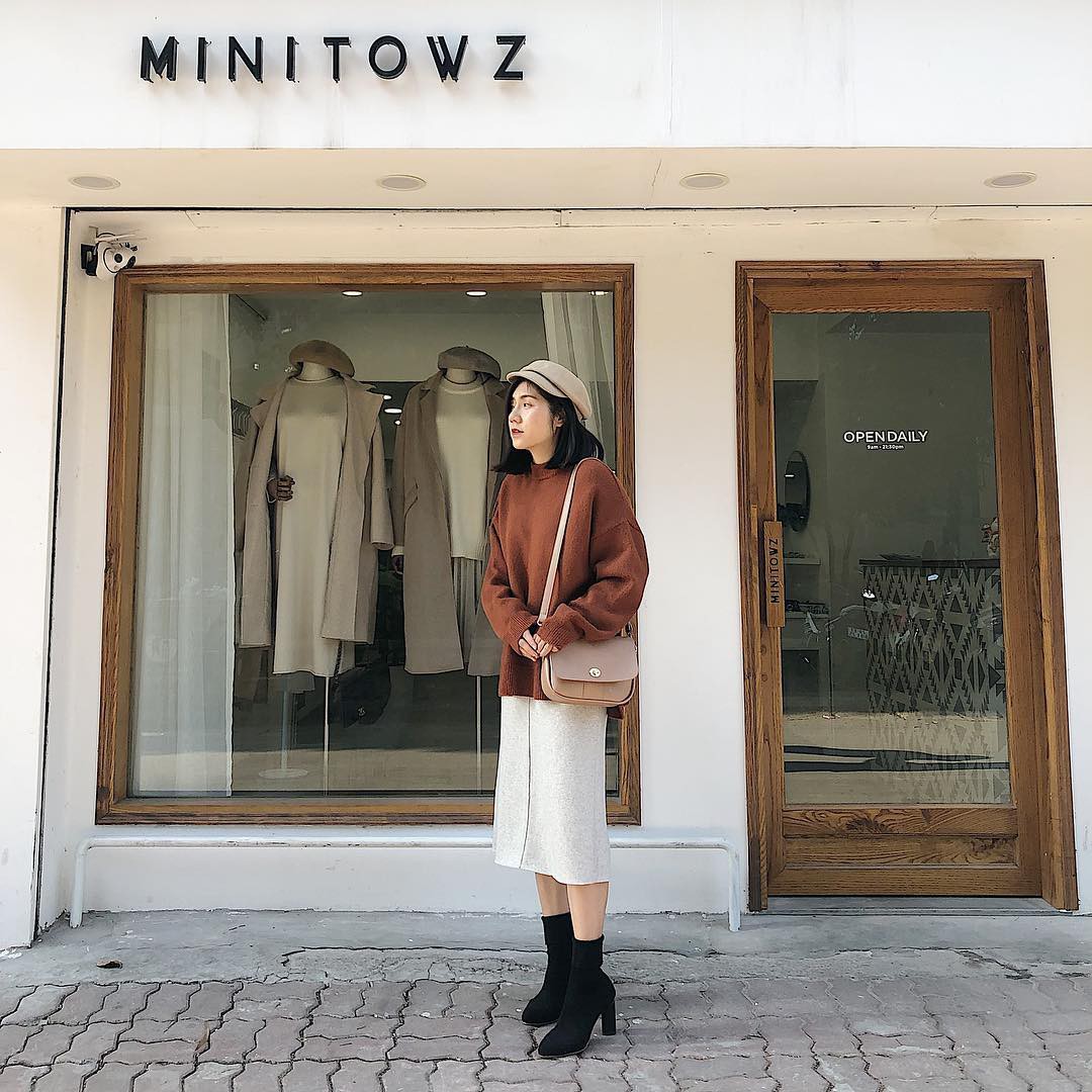 Muốn mặc đâu chuẩn đấy trong tiết trời se lạnh, bạn chỉ việc copy 10 công thức street style xuất sắc từ loạt hot girl Việt - Ảnh 3. Muốn mặc đâu chuẩn đấy trong tiết trời se lạnh, bạn chỉ việc copy 10 công thức street style xuất sắc từ loạt hot girl Việt - Ảnh 3.