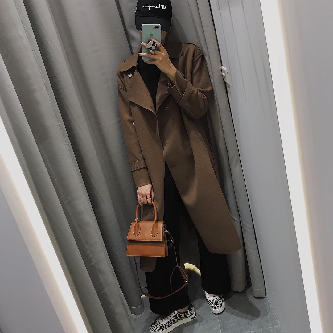 Muốn mặc đâu chuẩn đấy trong tiết trời se lạnh, bạn chỉ việc copy 10 công thức street style xuất sắc từ loạt hot girl Việt - Ảnh 5. Muốn mặc đâu chuẩn đấy trong tiết trời se lạnh, bạn chỉ việc copy 10 công thức street style xuất sắc từ loạt hot girl Việt - Ảnh 5.