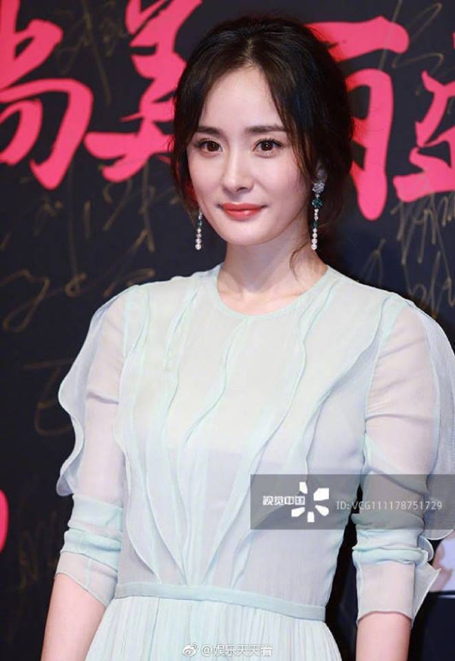 Chùm ảnh không photoshop: Dương Mịch lộ nếp nhăn, Park Min Young - Tần Lam có đẹp như tưởng tượng? - Ảnh 7. Chùm ảnh không photoshop: Dương Mịch lộ nếp nhăn, Park Min Young - Tần Lam có đẹp như tưởng tượng? - Ảnh 7.