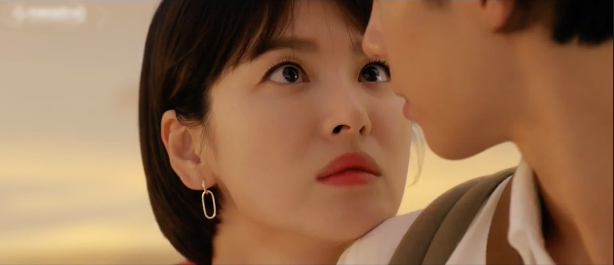 Mới tập đầu, Song Hye Kyo đã vay tiền của Park Bo Gum để làm điều cực hài! - Ảnh 5. Mới tập đầu, Song Hye Kyo đã vay tiền của Park Bo Gum để làm điều cực hài! - Ảnh 5.