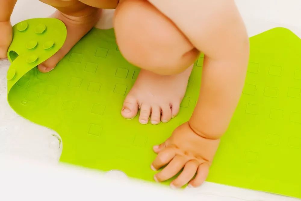 30 nguyên tắc an toàn bố mẹ cần nhớ giúp trẻ tránh hiểm họa khôn lường từ những vật dụng quen thuộc - Ảnh 11. 30 nguyên tắc an toàn bố mẹ cần nhớ giúp trẻ tránh hiểm họa khôn lường từ những vật dụng quen thuộc - Ảnh 11.