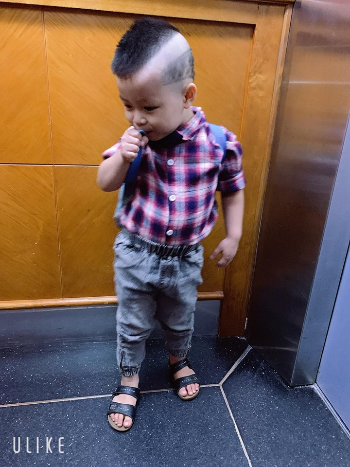 Đã tìm ra cậu bé chất chơi nhất Việt Nam, 4 tuổi đã sở hữu hàng chục kiểu tóc có một không hai - Ảnh 15. Đã tìm ra cậu bé chất chơi nhất Việt Nam, 4 tuổi đã sở hữu hàng chục kiểu tóc có một không hai - Ảnh 15.