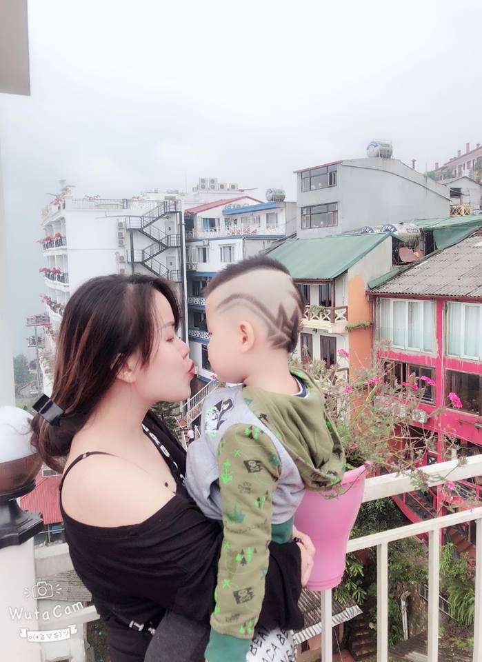 Đã tìm ra cậu bé chất chơi nhất Việt Nam, 4 tuổi đã sở hữu hàng chục kiểu tóc có một không hai - Ảnh 4. Đã tìm ra cậu bé chất chơi nhất Việt Nam, 4 tuổi đã sở hữu hàng chục kiểu tóc có một không hai - Ảnh 4.