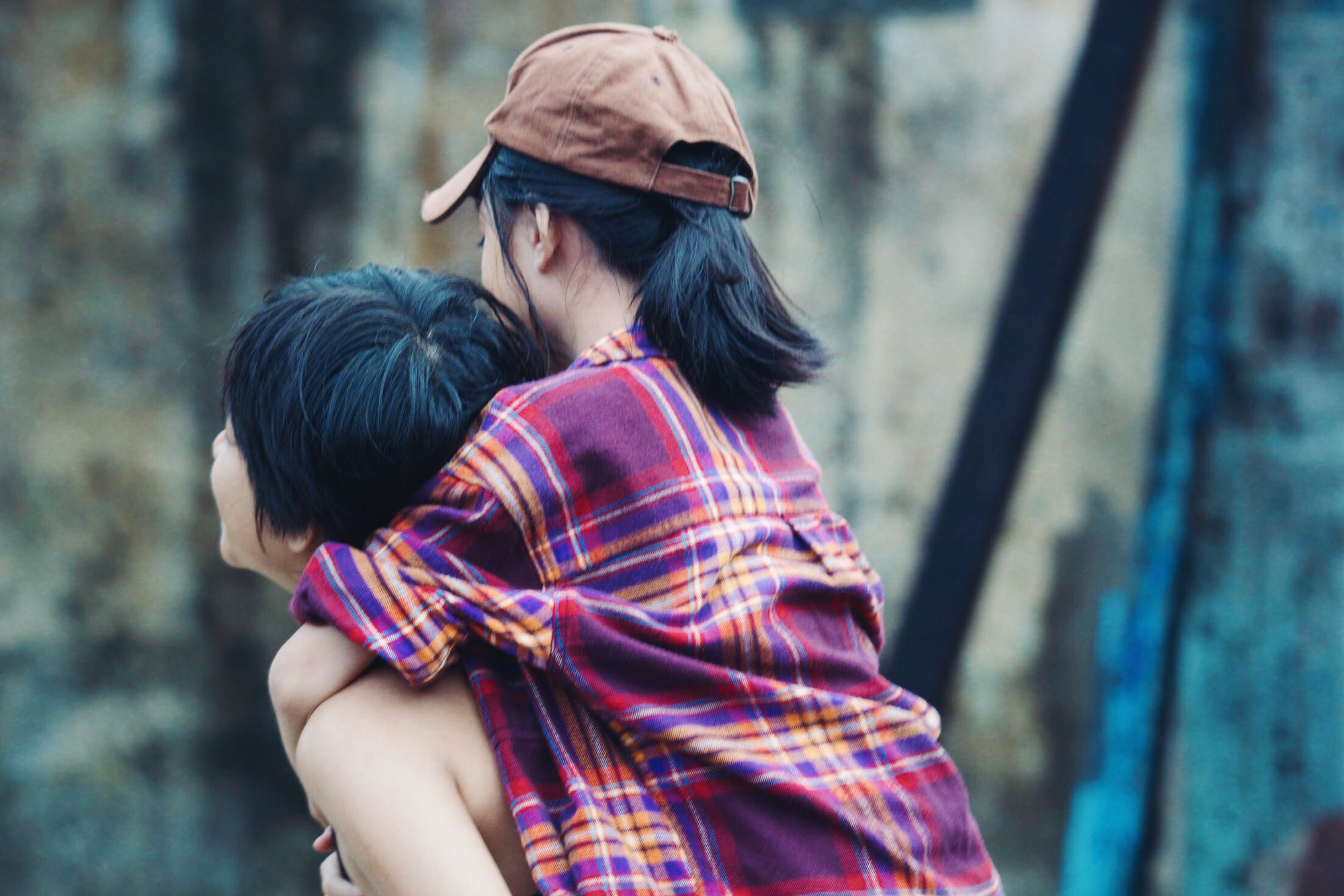 Khoe giọng hát ngọt ngào, ông bố câm Huỳnh Đông gây xúc động - Ảnh 9. Khoe giọng hát ngọt ngào, ông bố câm Huỳnh Đông gây xúc động - Ảnh 9.