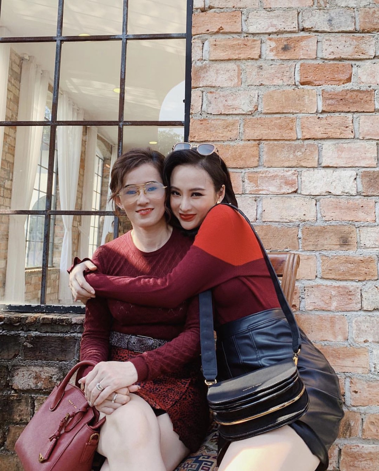 Soi nhất cử nhất động của sao Việt (29/11) - Ảnh 1. Soi nhất cử nhất động của sao Việt (29/11) - Ảnh 1.