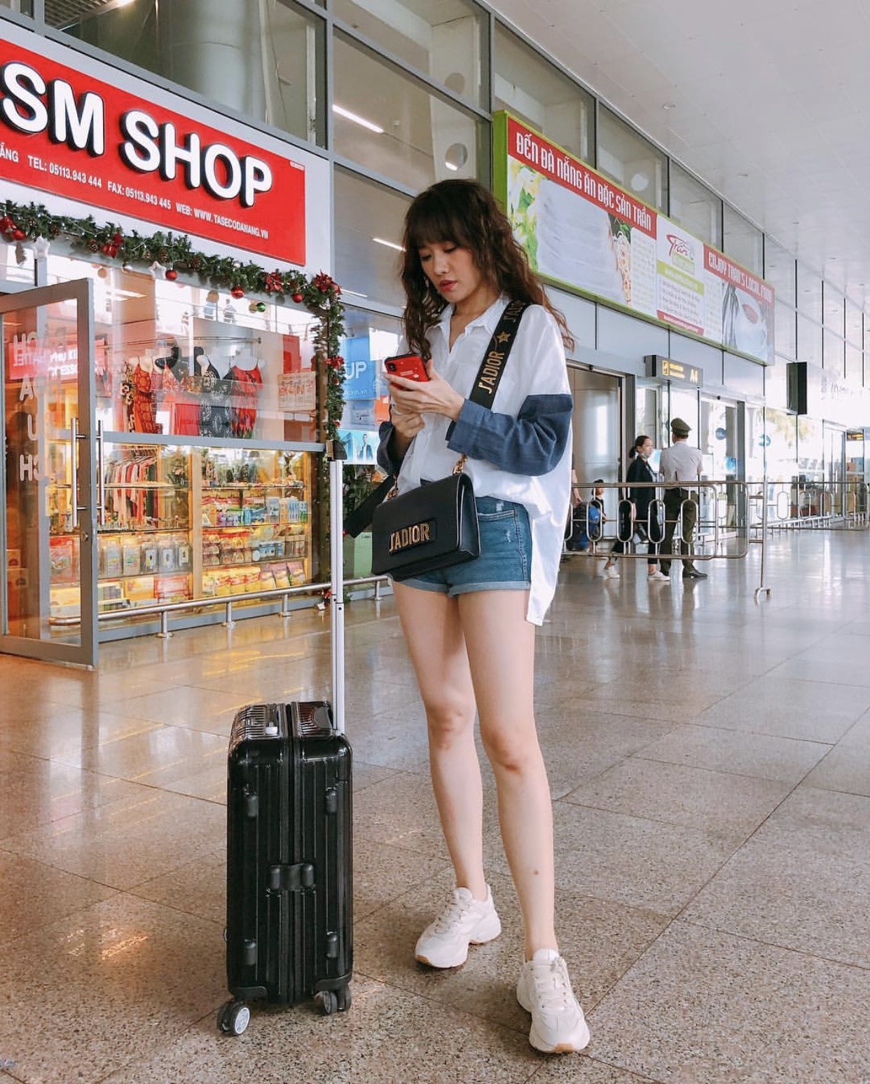 Soi nhất cử nhất động của sao Việt (29/11) - Ảnh 3. Soi nhất cử nhất động của sao Việt (29/11) - Ảnh 3.