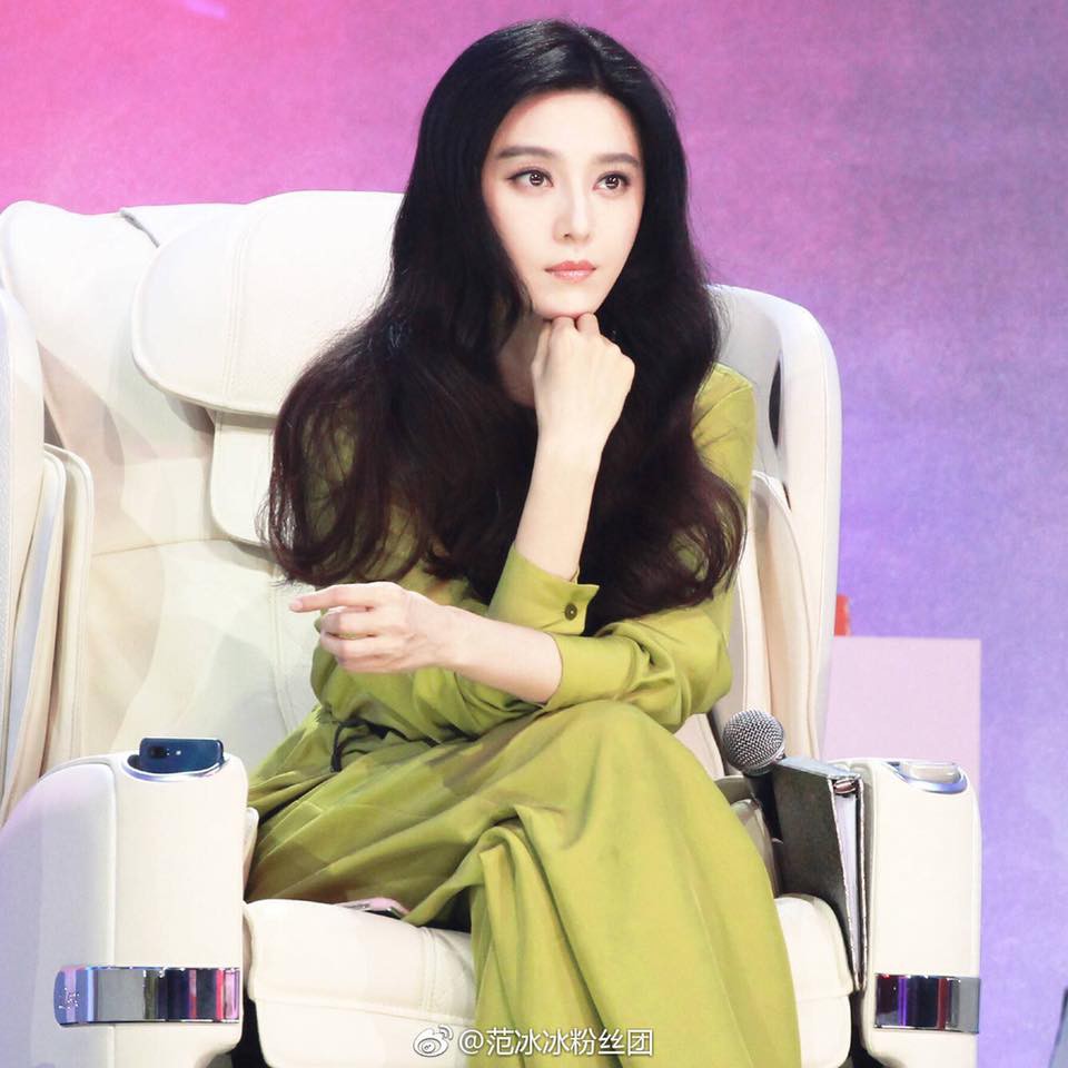 Sau Phạm Băng Băng, 17 ngôi sao Cbiz đã bị điều tra và có nguy cơ đối mặt với xử phạt hình sự - Ảnh 1. Sau Phạm Băng Băng, 17 ngôi sao Cbiz đã bị điều tra và có nguy cơ đối mặt với xử phạt hình sự - Ảnh 1.