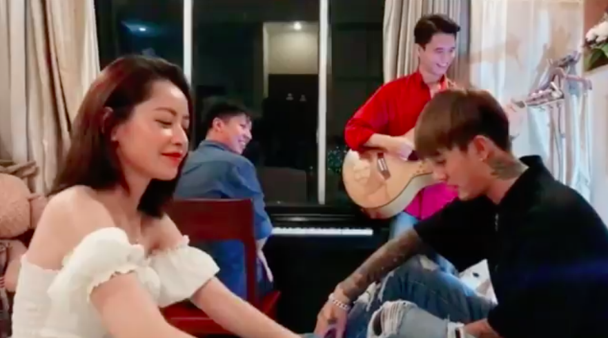 Sau ồn ào MV bị chỉ trích, Chi Pu vẫn tự tin khoe giọng hát mộc - Ảnh 4. Sau ồn ào MV bị chỉ trích, Chi Pu vẫn tự tin khoe giọng hát mộc - Ảnh 4.