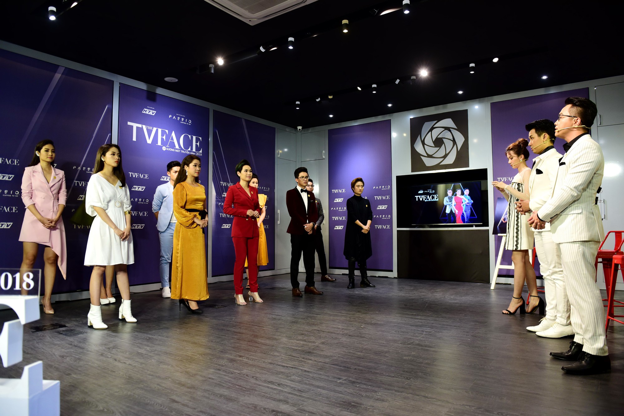 Nguyên Khang 2 lần xúc động đến rơi nước mắt trên truyền hình - Ảnh 9. Nguyên Khang 2 lần xúc động đến rơi nước mắt trên truyền hình - Ảnh 9.