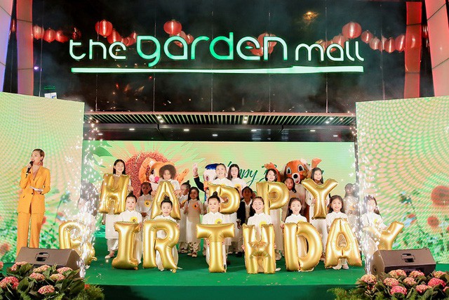 The Garden Mall rộn ràng mừng sinh nhật đầu tiên - Ảnh 11. The Garden Mall rộn ràng mừng sinh nhật đầu tiên - Ảnh 11.