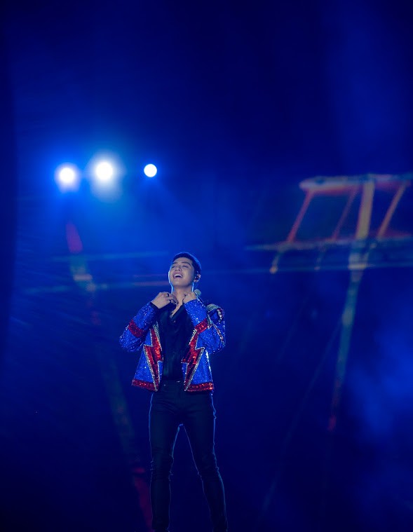 Sau ồn &agrave;o sai vị tr&iacute; tr&ecirc;n poster, Hương Tr&agrave;m v&agrave; Đ&ocirc;ng Nhi hội ngộ tr&ecirc;n s&acirc;n khấu c&ugrave;ng đ&agrave;n chị Mỹ T&acirc;m  - Ảnh 7.