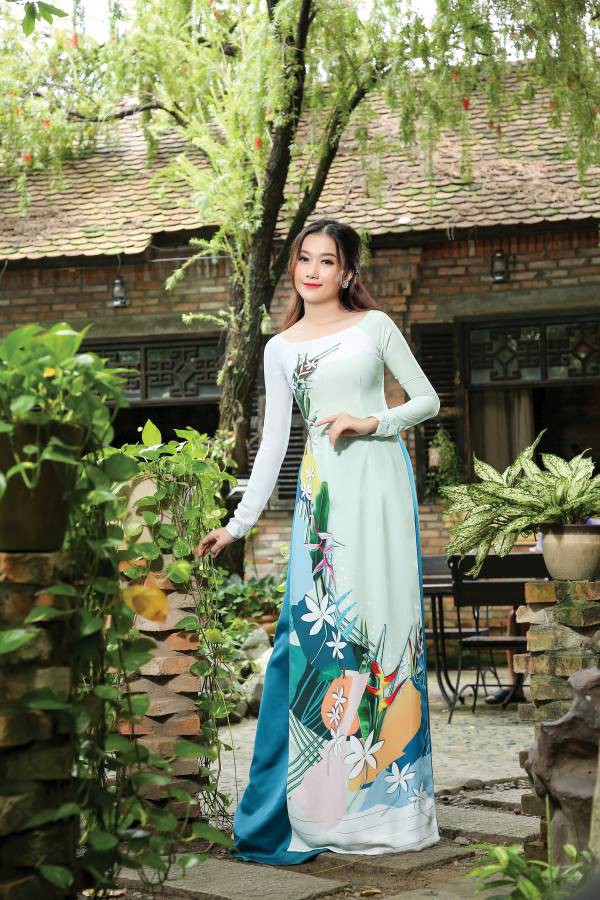 Thái Tuấn đưa tính năng vải kháng khuẩn vào BST “Mỹ - Thực – Dược” - Ảnh 2. Thái Tuấn đưa tính năng vải kháng khuẩn vào BST “Mỹ - Thực – Dược” - Ảnh 2.