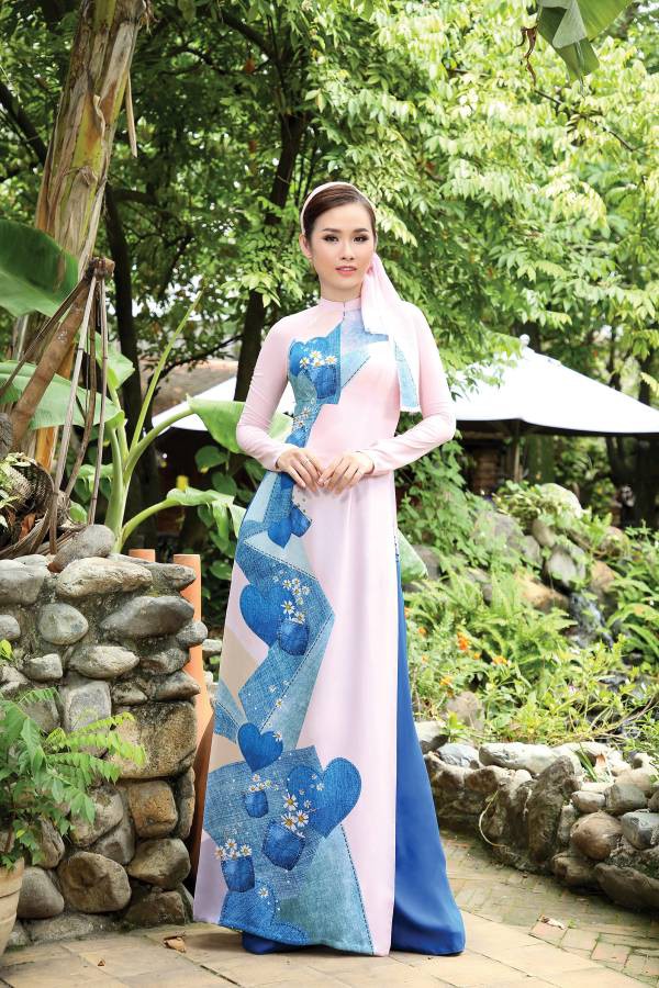 Thái Tuấn đưa tính năng vải kháng khuẩn vào BST “Mỹ - Thực – Dược” - Ảnh 8. Thái Tuấn đưa tính năng vải kháng khuẩn vào BST “Mỹ - Thực – Dược” - Ảnh 8.