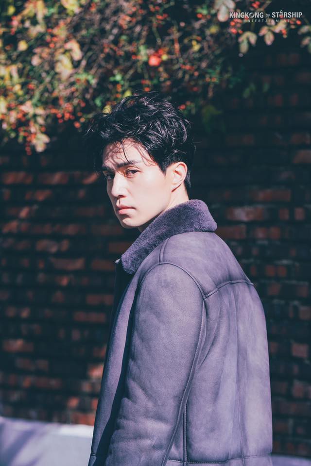 Từ khi trở lại làm quý ông độc thân, Lee Dong Wook càng ngày càng soái ca ngời ngời - Ảnh 2. Từ khi trở lại làm quý ông độc thân, Lee Dong Wook càng ngày càng soái ca ngời ngời - Ảnh 2.