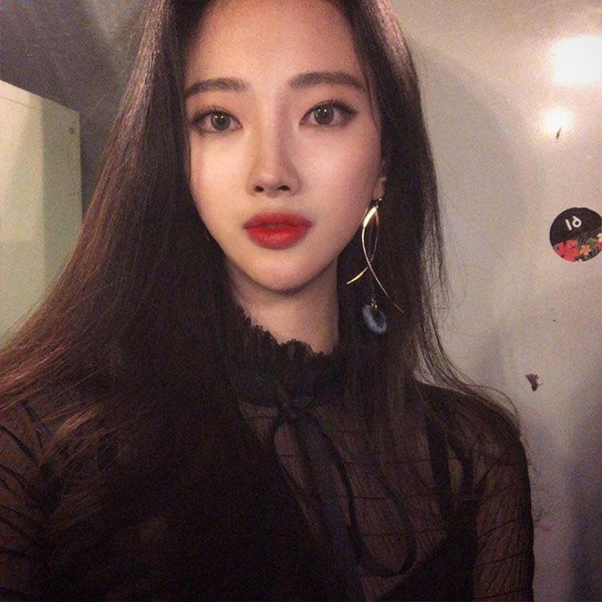6 cặp đôi chú cháu gây bão showbiz châu Á: Nữ đẹp xuất chúng, nam gia thế khủng, riêng trường hợp cuối ngược lại - Ảnh 17. 6 cặp đôi chú cháu gây bão showbiz châu Á: Nữ đẹp xuất chúng, nam gia thế khủng, riêng trường hợp cuối ngược lại - Ảnh 17.
