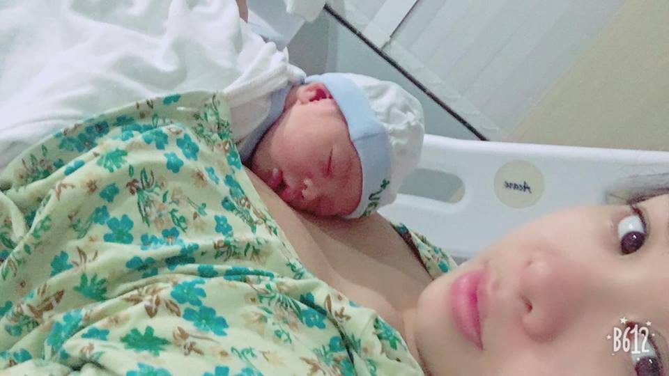 Mẹ Hà Nội kể lại giây phút thót tim khi vừa bước lên bàn đẻ thì tim thai sụt liên tục từ 140 về 0 - Ảnh 5. Mẹ Hà Nội kể lại giây phút thót tim khi vừa bước lên bàn đẻ thì tim thai sụt liên tục từ 140 về 0 - Ảnh 5.