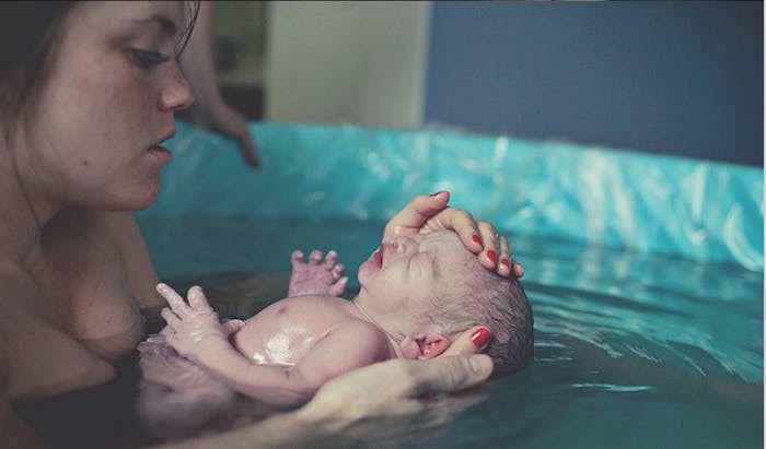 Trải nghiệm sinh nở nhớ đời của bà mẹ đau đẻ suốt 3 ngày 3 đêm với những cơn chuyển dạ giả - Ảnh 2. Trải nghiệm sinh nở nhớ đời của bà mẹ đau đẻ suốt 3 ngày 3 đêm với những cơn chuyển dạ giả - Ảnh 2.
