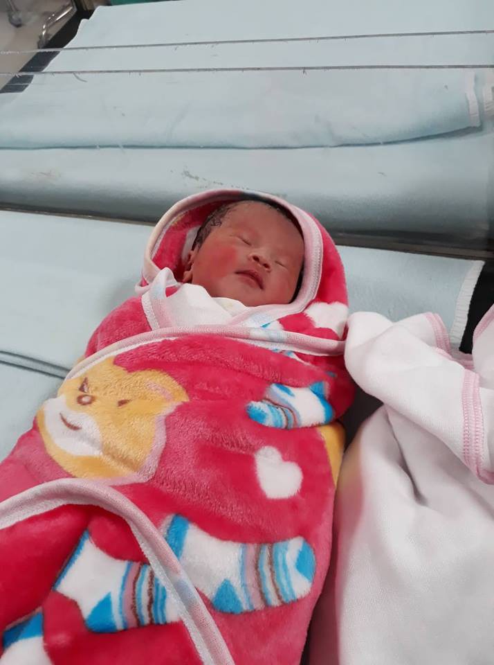 Bị đa ối, thai nhi tắc ruột, bác sĩ khuyên đình chỉ thai nhưng mẹ vẫn quyết sinh con và điều này đã đến - Ảnh 1. Bị đa ối, thai nhi tắc ruột, bác sĩ khuyên đình chỉ thai nhưng mẹ vẫn quyết sinh con và điều này đã đến - Ảnh 1.