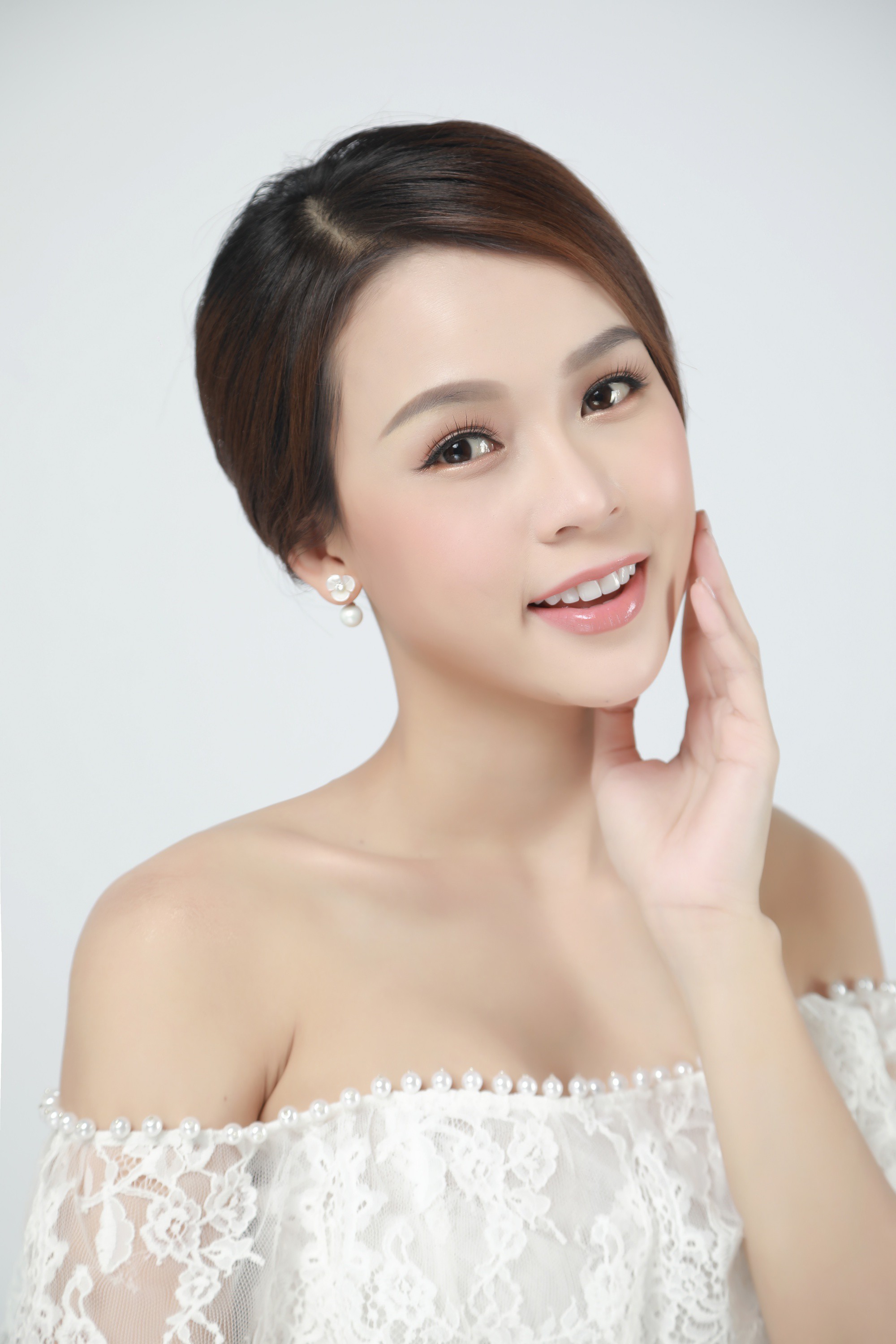 Sam bất ngờ đại diện cho Facebook Việt Nam làm host gameshow mới - Ảnh 7. Sam bất ngờ đại diện cho Facebook Việt Nam làm host gameshow mới - Ảnh 7.