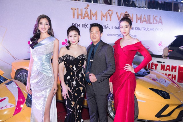 Hoa hậu Ngọc H&acirc;n, Mỹ Linh đồng loạt diện v&aacute;y khoe trọn vai trần, nhưng nh&igrave;n sang Huyền My ai cũng cho&aacute;ng hơn cả! - Ảnh 3.